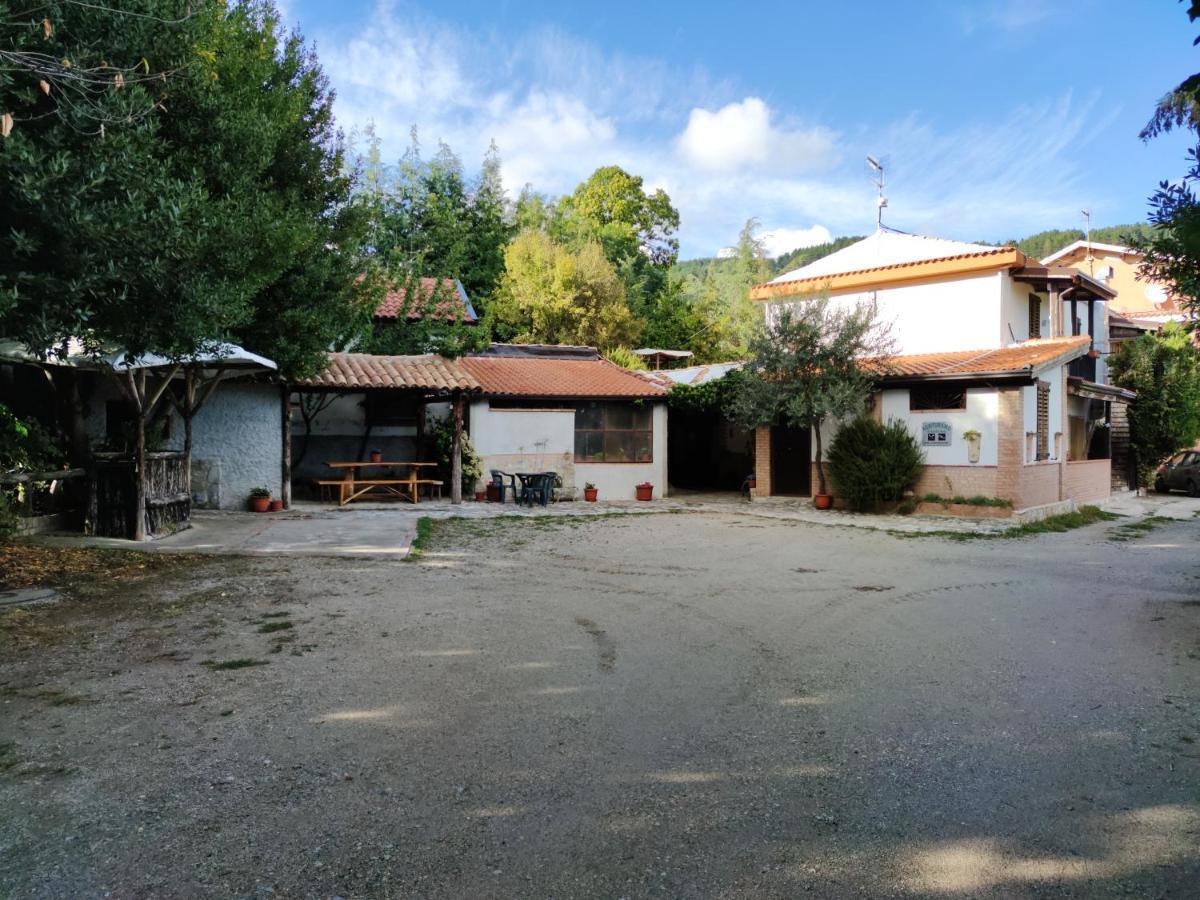 Sersale Agriturismo Carrozzino מראה חיצוני תמונה